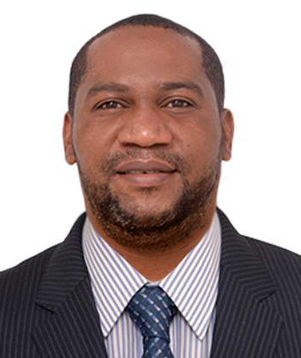 ALFREDO ESCALONA PETERSON